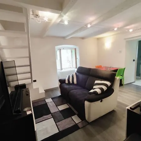 Casa Maghin , Con Vista Prosto di Piuro