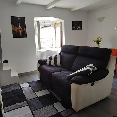 Casa Maghin , Con Vista Apartment