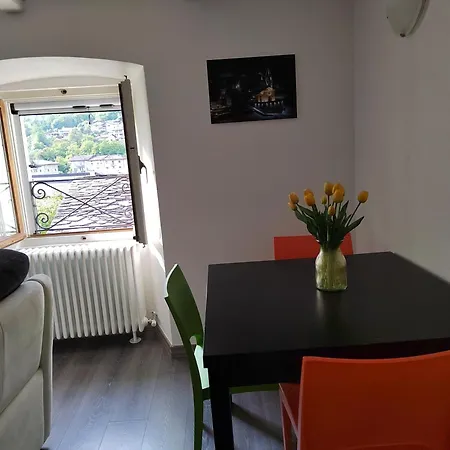 Casa Maghin , Con Vista *