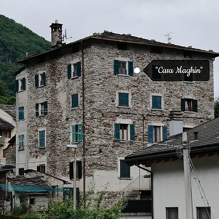 Casa Maghin , Con Vista Prosto di Piuro
